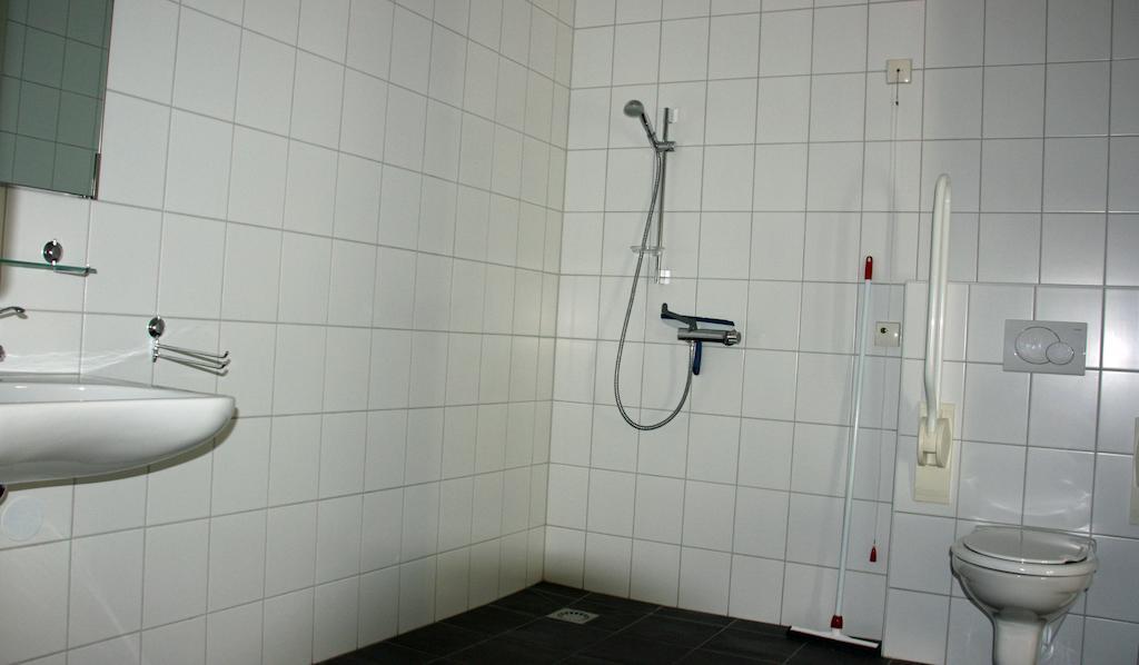Vakantie-Oord "De Hulsdonken" Bergeijk Habitación foto